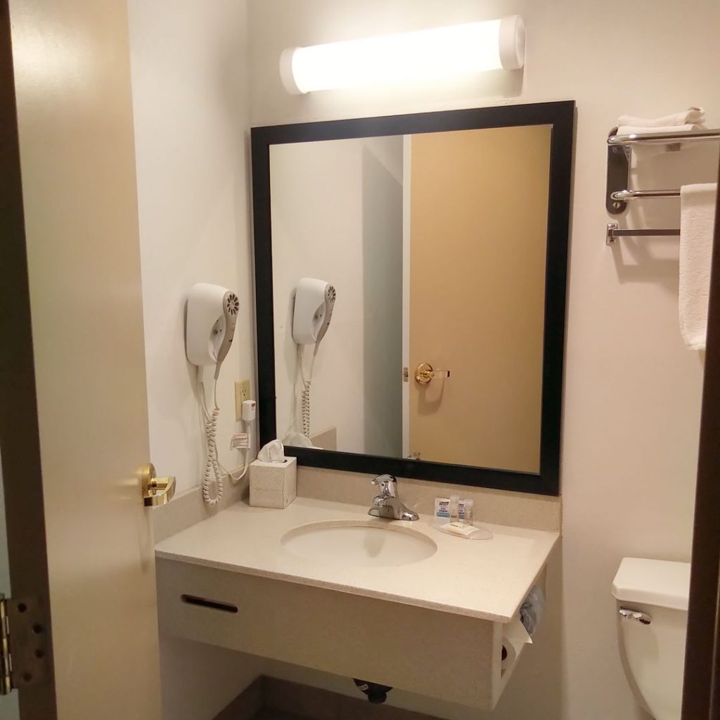 Days Inn & Suites Moncton