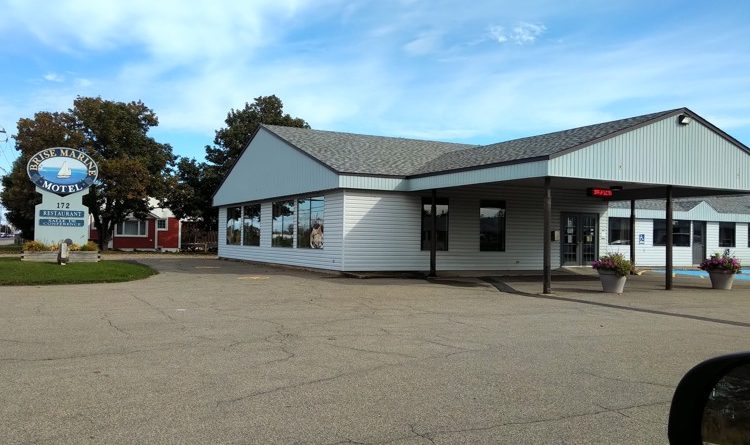 Brise Marine Motel