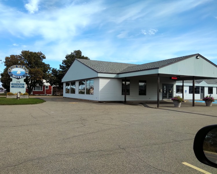 Brise Marine Motel